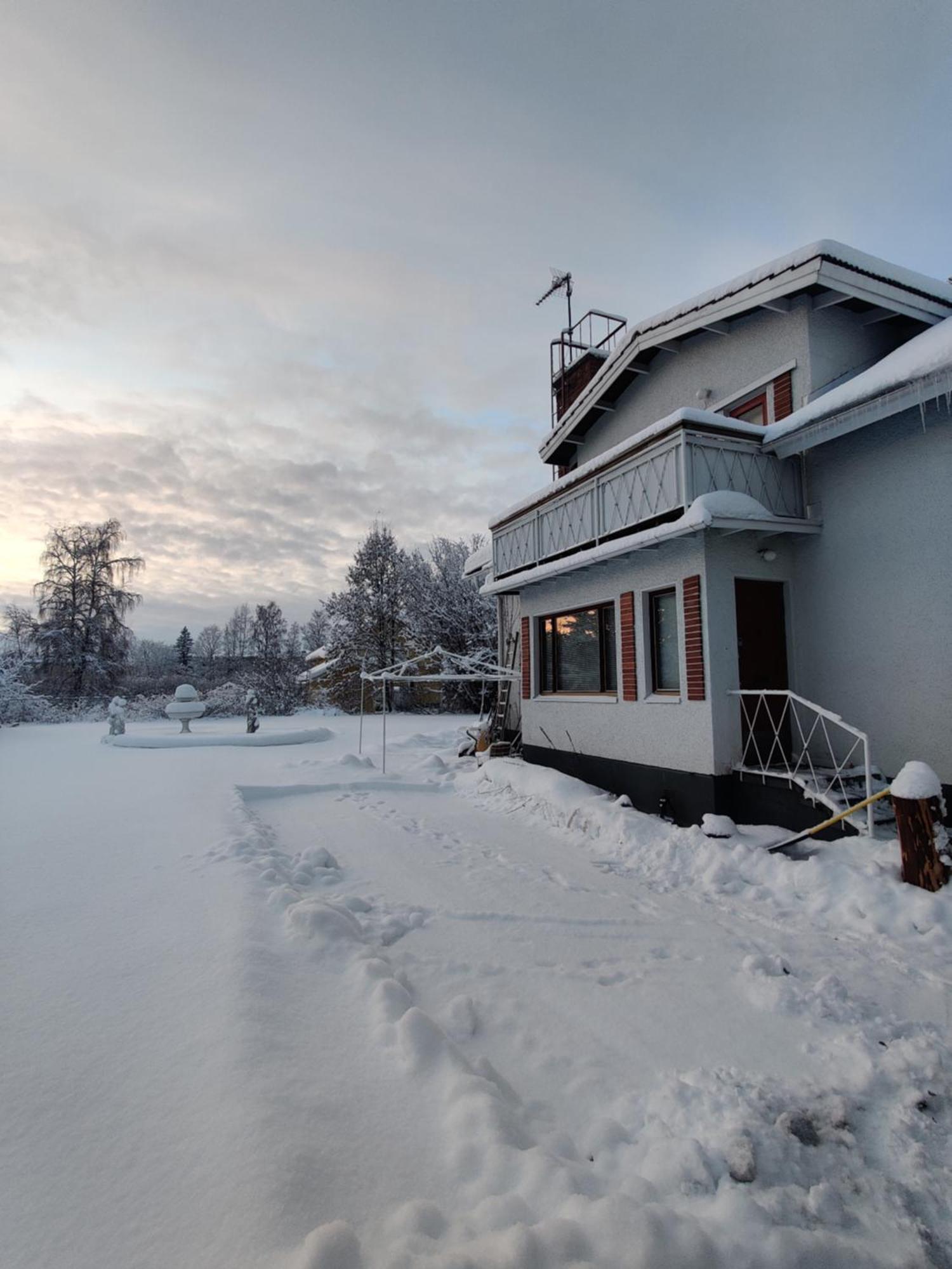 Nina'S Guesthouse, Jaemsae City,160 M2 外观 照片